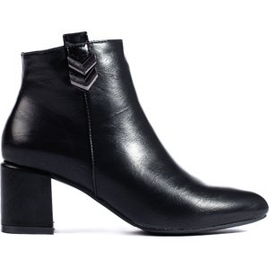 Elegantné klasické čierne členkové topánky na podpätku MR2263-5B Veľkosť: 37