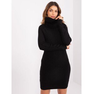 Čierne svetrové šaty s rolákom PM-SK-PM-3802.37X-black Veľkosť: M/L